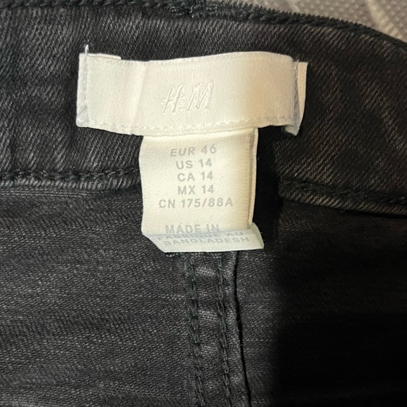 H&M High Rise Skinny Jeans with Slit at Hem Size 14 - Picture 6 of 9